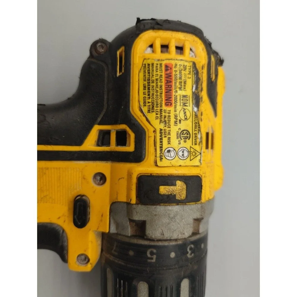 DEWALT DRILL [GNH021142]